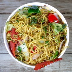 HAKKA NOODLE