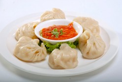 MOMOS