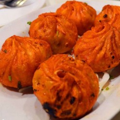 TANDOORI PANEER MOMOS